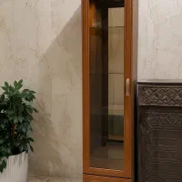 ویترین تک درب با کشو در حد نو