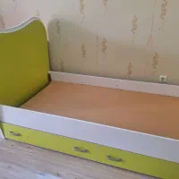 تخت تک نفره