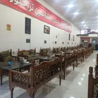 همکار در کافه پیانو