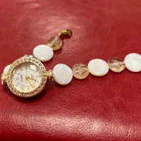 ساعت مچی صدفی و سنگی