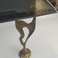 مجسمه برنزی۴عدد آهو ویک عدد قو