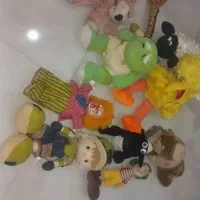 تعدای عروسک  بفروش میرسد