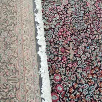 دو عدد فرش دوازده متری