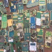 بردموبایل کامپیوتروبردسبز