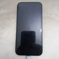 آیفون ۱۳ نرمال مشکی ۱۲۸ گیگ سالم وتمیز