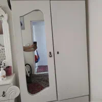 سرویس خواب همراه گنجه، میز نهار خوری ،کنسول|تخت و سرویس خواب|مشهد, شهرک لشکر (شهرک غرب)|دیوار