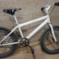 فروش یه دستگاه دوچرخه ۲۰