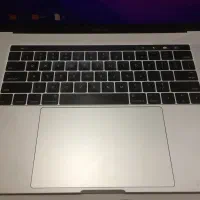 مک بوک پرو ۲۰۱۶ تاچ بار