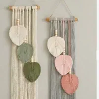 آویز برگ مکرومه با رنگ های دلخواه