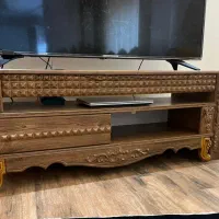 میز تلویزیون منبت کاری شده کلاسیک بدون هیچ خط و خش