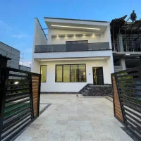 ویلا-مدرن-سندار-داخل-شهرک-برند-سند-تک-برگ