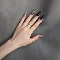 استخدام ناخنکار ماهر و منظم|استخدام درمانی، زیبایی، بهداشتی|تهران, باغ فیض|دیوار