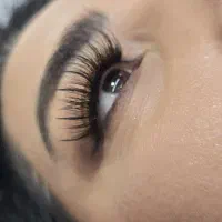 مژه کار متخصص