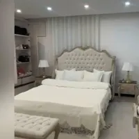 سرویس تخت خواب عروس در حد نو کاملا سالم و تمیز