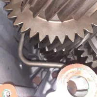 تعمیر گاه سنگین|قطعات یدکی و لوازم جانبی|خرم‌آباد, |دیوار