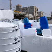 گالن ۷۰ لیتری سفید و آبی|ظروف نگهدارنده، پلاستیکی، یک‌بارمصرف|میناب, |دیوار
