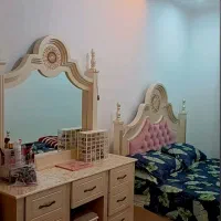 تخت خواب سلطانی کاملا سالم