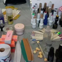 لوازم کاشت ناخن به همراه اموزش صفر تا صد