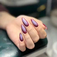 ارائه انواع خدمات ناخن