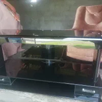 زیر تلویزیونی کارکرده در حد نو