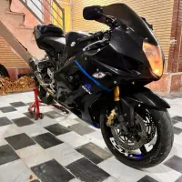 سوزوکی GSXR 1000