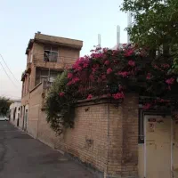 خانه کلنگی ۲۵۰ متر|فروش زمین و ملک کلنگی|شیراز, صاحب الزمان|دیوار
