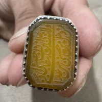 انگشتر عقیقه شرف شمس حکاکی شده استاد نجم