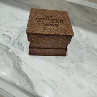 یک جفت ساعت ژاپنی