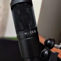 میکروفون و کارت صدا به همراه پایه