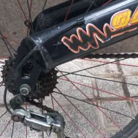 دوچرخه ۲۶ آهنی|دوچرخه، اسکیت، اسکوتر|ری, شهادت|دیوار