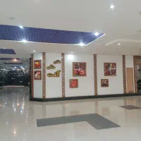 نیروی نیمه ماهر و پیک در مجموعه غذا های خانگی