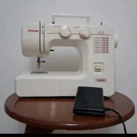 تعمیر کار چرخ خیاطی