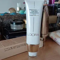 ضدافتاب رنگی لدورا