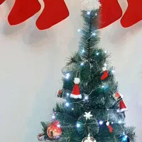 درخت کریسمس|گل مصنوعی|فردیس, فردیس|دیوار