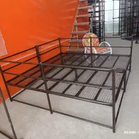 تخت حیاطی