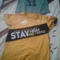 چند عدد لباس پسرانه