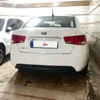 سراتو سفید ۲۰۰۰مدل ۹۵