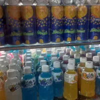 فروشنده فروشگاه بیمارستان شب کار اقا