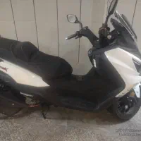 جوی مکس z300|موتورسیکلت|شیراز, باغ تخت|دیوار