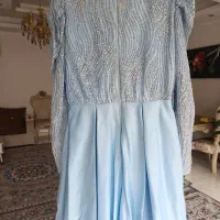 پیراهن مجلسی بسیار شیک و نو و دنباله دار|لباس|رشت, توشیبا|دیوار