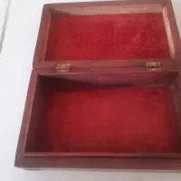 صندوق زیبا مناسب بدلیجات وخرده ریزو،،وتزینی