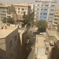 فروش آپارتمان ، بر خیابان معیری  (دوپلاک عقبتر)|فروش آپارتمان|تهران, امیریه|دیوار
