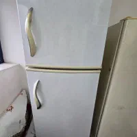 دو عدد یخچال امرسان و الکترواستیل