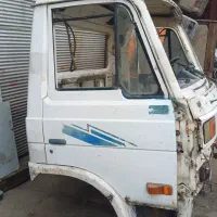 اتاق کامیون چهار چراغ