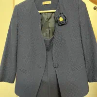 کت و دامن زنانه ترک  یک بار استفاده شده در حد نو