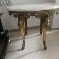 میز برنجی جلو مبلی سه تیکه