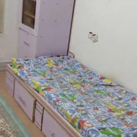 تخت و خواب تک نفره همراه با کمد