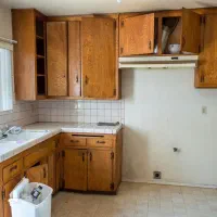 تعمیرات و ترمیم کابینت آشپزخانه و کمد (تخصصی)|خدمات پیشه و مهارت|زنجان, |دیوار