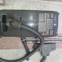 جاروبرقیAEG