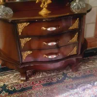 کنسول بسیار شیک تمیز